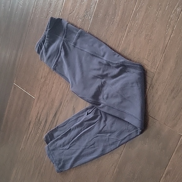 Athleta Girl Stash Your Treasures Leggings - Picture 2 of 4